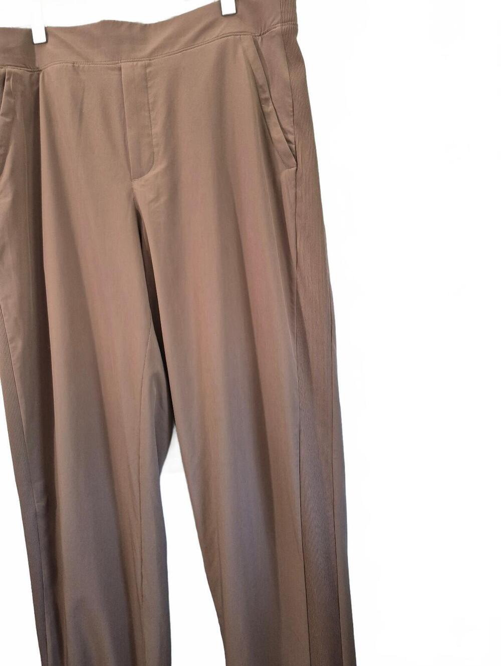 Athleta Women's Pants In Size 14 Tall Featuring A Soft Mocha Brown Color With Ri - Picture 4 of 6